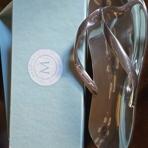 Mariposa large silver flip flop